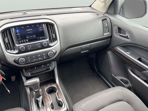 Used 2019 GMC Canyon SLE image 14