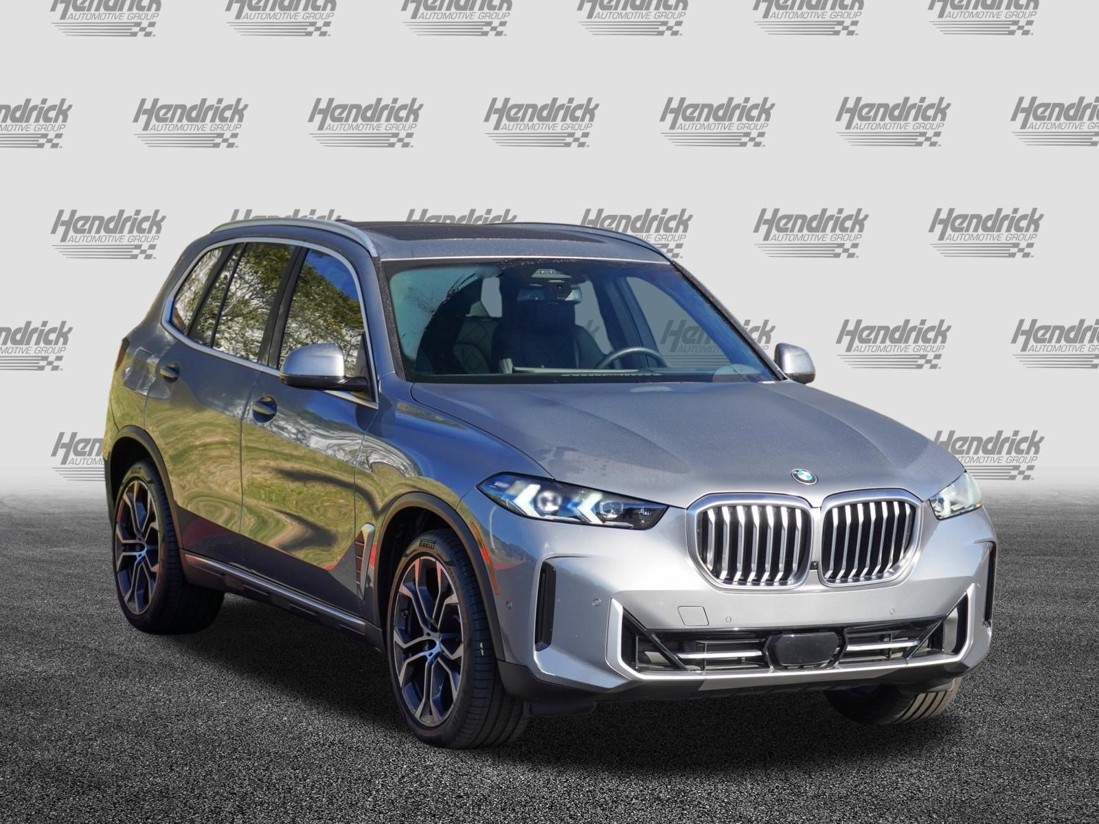 Used 2024 BMW X5 xDrive40i w/ Premium Package AWD/4WD image 2