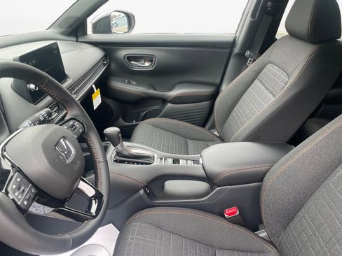 New 2026 Honda HR-V Sport image 9