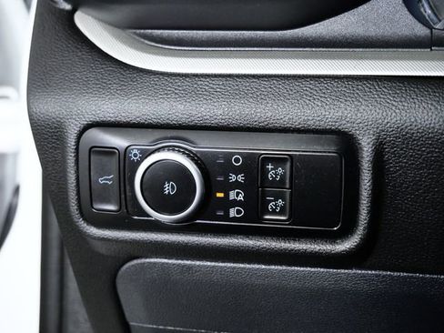 Used 2024 Ford Explorer XLT w/ Equipment Group 202A image 24