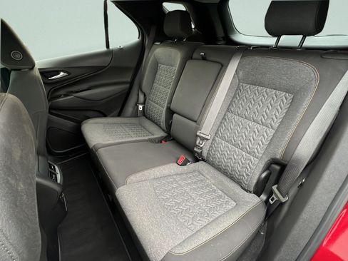 Used 2023 Chevrolet Equinox LT AWD/4WD image 10
