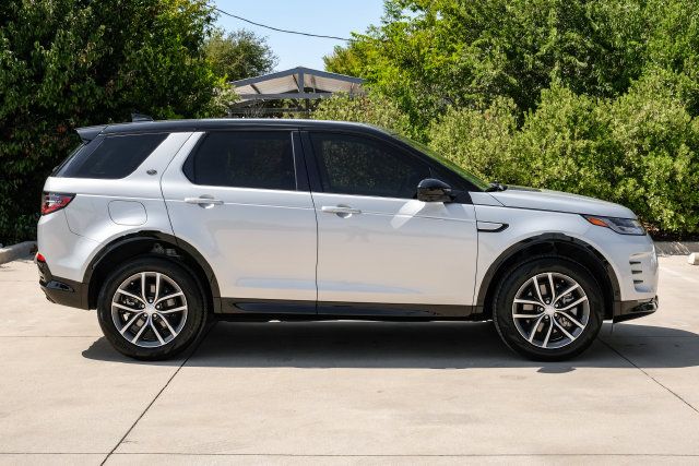 Used 2026 Land Rover Discovery Sport Landmark AWD/4WD image 8