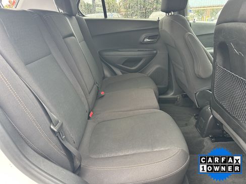 Used 2019 Chevrolet Trax LS w/ Tint and Cruise Package FWD image 16