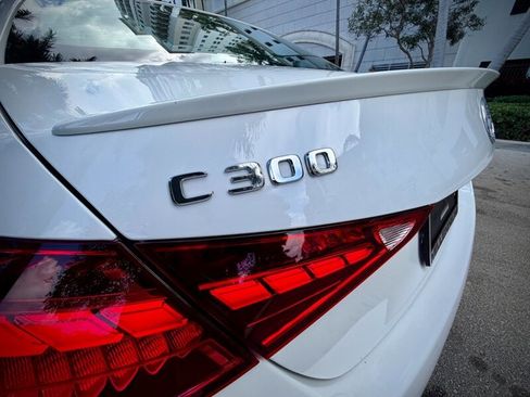 Used 2023 Mercedes-Benz C 300 Sedan image 9