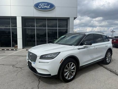 Used 2020 Lincoln Corsair FWD w/ Premium Package image 3