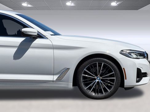 Used 2023 BMW 530i RWD image 35