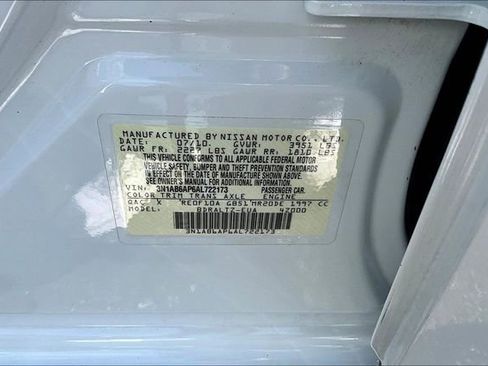 Used 2010 Nissan Sentra 2.0 SR FWD image 15