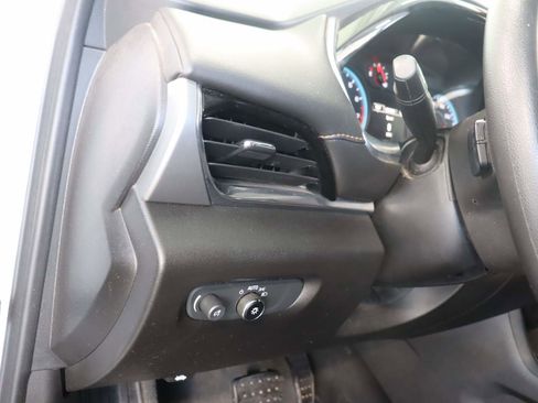 Used 2020 Chevrolet Traverse LS FWD image 12