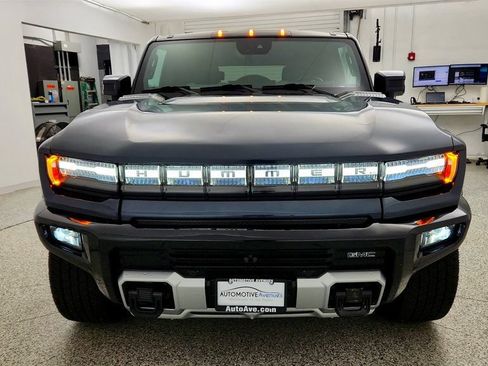 Used 2025 GMC Hummer EV 2X AWD/4WD image 2