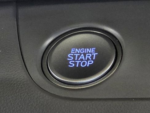 Certified 2024 Hyundai Elantra Blue image 30