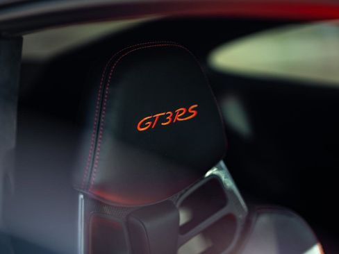 Used 2016 Porsche 911 GT3 RS image 33