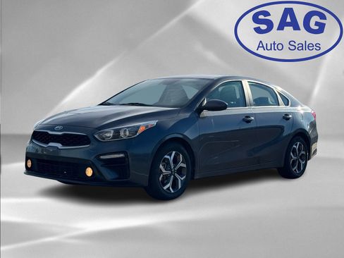 Used 2021 Kia Forte LXS image 9
