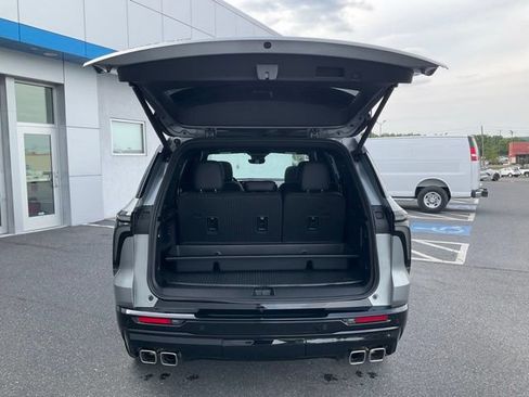 Used 2026 Chevrolet Traverse RS w/ LPO, Floor Liner Package AWD/4WD image 20