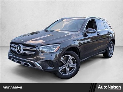 Used 2022 Mercedes-Benz GLC 300 image 1