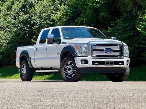 Used 2013 Ford F350 Platinum AWD/4WD image 2
