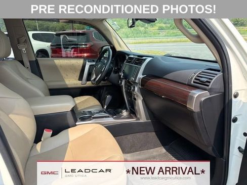 Used 2023 Toyota 4Runner Limited AWD/4WD image 10