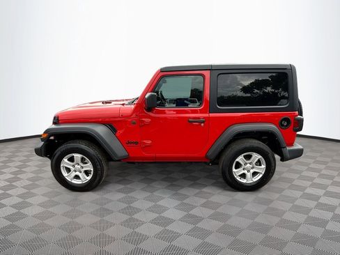 Used 2022 Jeep Wrangler Sport AWD/4WD image 9