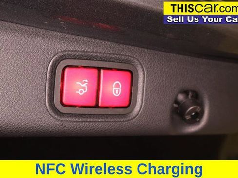 Used 2019 Mercedes-Benz E 300 image 29