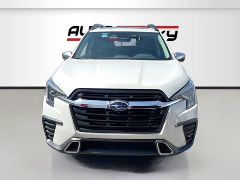 Used 2023 Subaru Ascent Touring AWD/4WD image 2