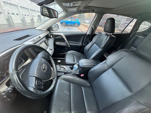 Used 2015 Toyota RAV4 Limited image 3