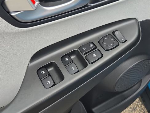 Used 2023 Hyundai Kona SEL w/ Convenience Package image 31