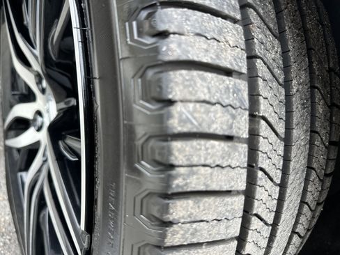 Used 2021 Honda Accord Touring image 7