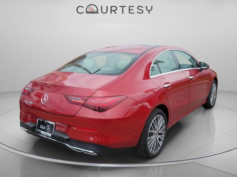 Certified 2026 Mercedes-Benz CLA 250 image 4