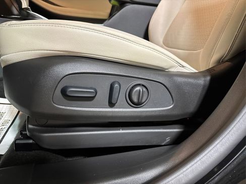 Used 2023 Buick Encore GX Select image 36