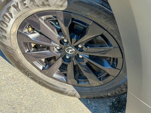 Used 2025 MAZDA CX-50 AWD 2.5 Hybrid w/ Premium Pkg image 9