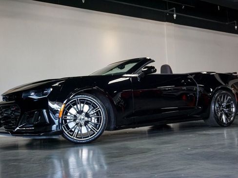 Used 2024 Chevrolet Camaro ZL1 RWD image 98