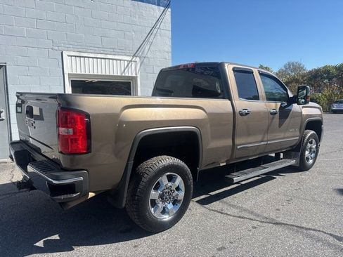 Used 2015 GMC Sierra 2500 SLT image 5