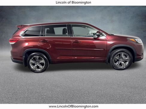 Used 2018 Toyota Highlander Limited Platinum AWD/4WD image 8