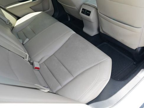Used 2015 Honda Accord Touring image 16
