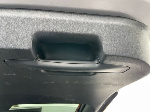 Used 2022 Ford Expedition Limited image 44