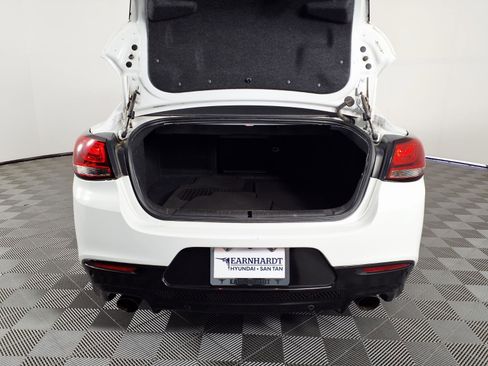 Used 2015 Chevrolet SS RWD image 8