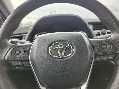 Used 2019 Toyota Camry LE w/ Convenience Package FWD image 25