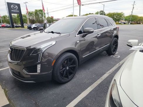 Used 2020 Cadillac XT5 Premium Luxury image 3