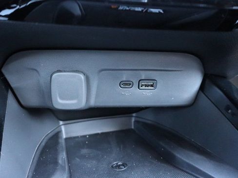 New 2026 Chevrolet Trax ACTIV w/ Sunroof Package FWD image 18