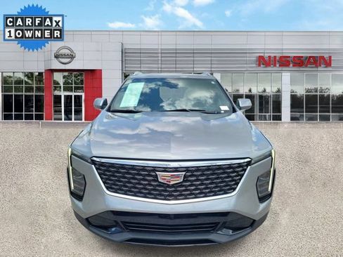 Used 2025 Cadillac XT4 Premium Luxury FWD image 7