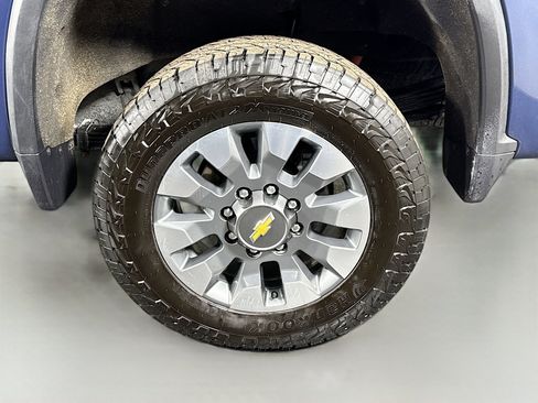 Used 2025 Chevrolet Silverado 2500 LT w/ All Star Edition image 36