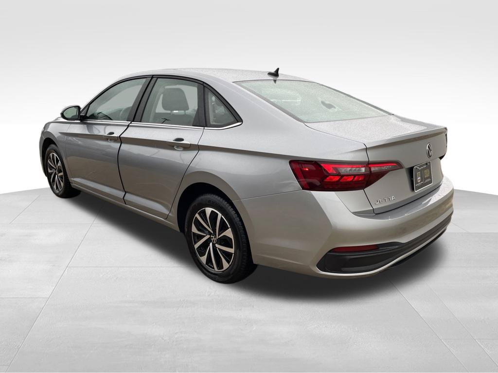 Used 2024 Volkswagen Jetta S FWD image 7