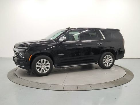 Used 2025 Chevrolet Tahoe Premier RWD image 5
