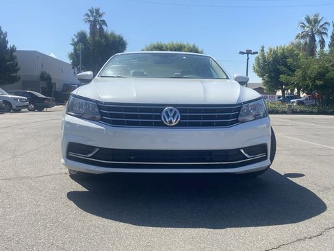 Used 2016 Volkswagen Passat 1.8T SE image 2