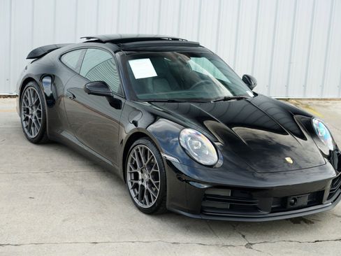 Used 2025 Porsche 911 Carrera image 55