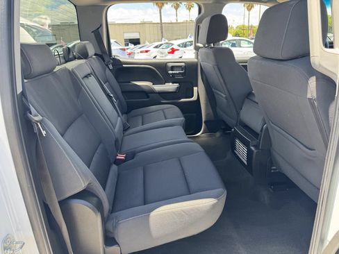 Used 2018 Chevrolet Silverado 1500 LT w/ LT Eassist Package RWD image 17