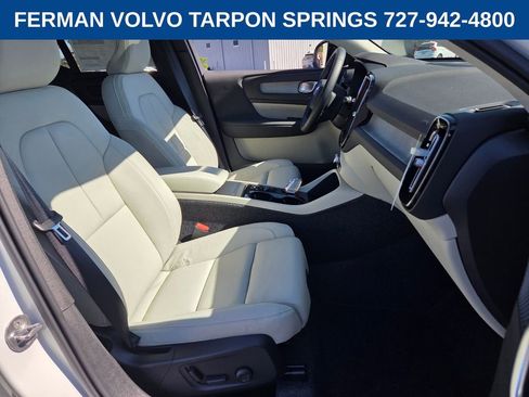 New 2026 Volvo XC40 B5 Ultra w/ Protection Package Premier AWD/4WD image 19