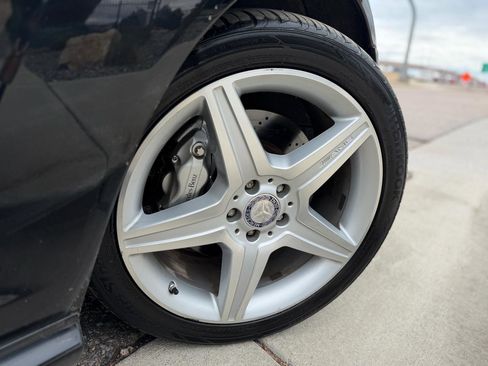 Used 2011 Mercedes-Benz S 550 image 18