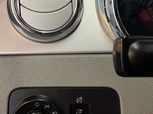 Used 2006 Ford Mustang GT Premium image 15