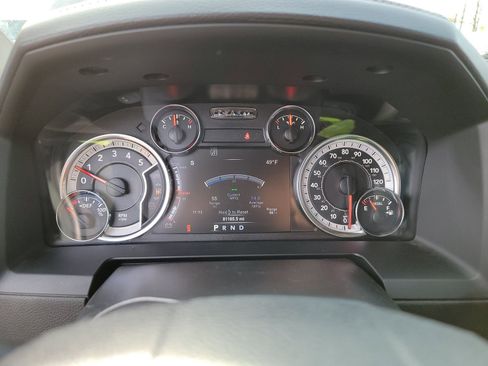 Used 2018 RAM 1500 Laramie w/ Convenience Group image 19