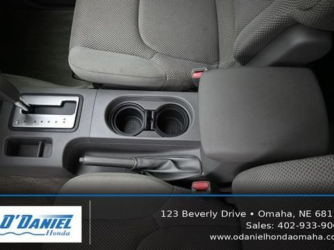 Used 2014 Nissan Frontier SV AWD/4WD image 33